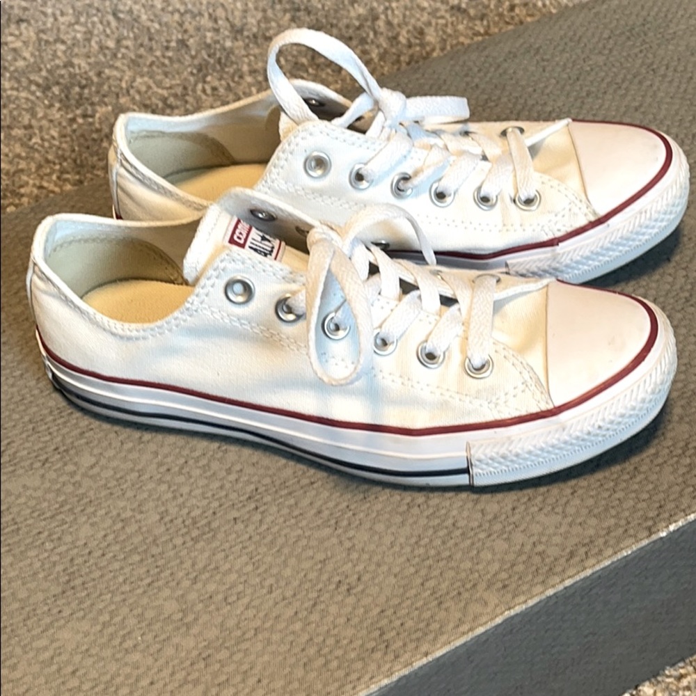 Converse ALL STAR canvas sneakers Women’s size 7